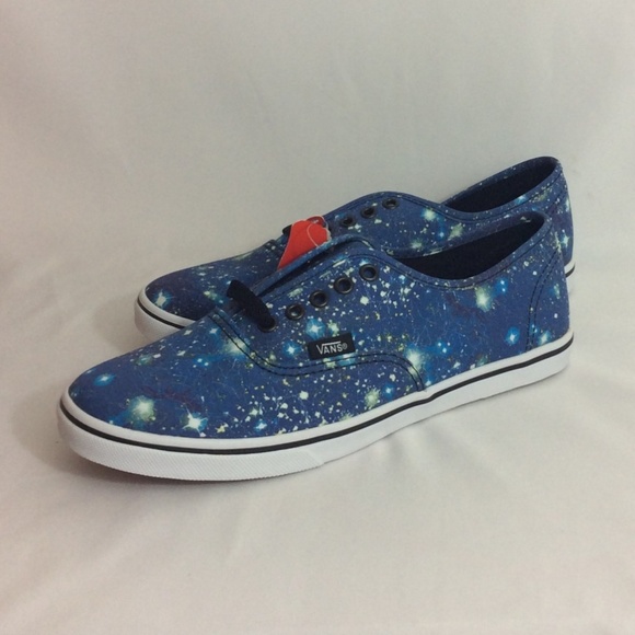 Vans Shoes - NWT Vans Authentic Lo Pro Unisex Sneakers